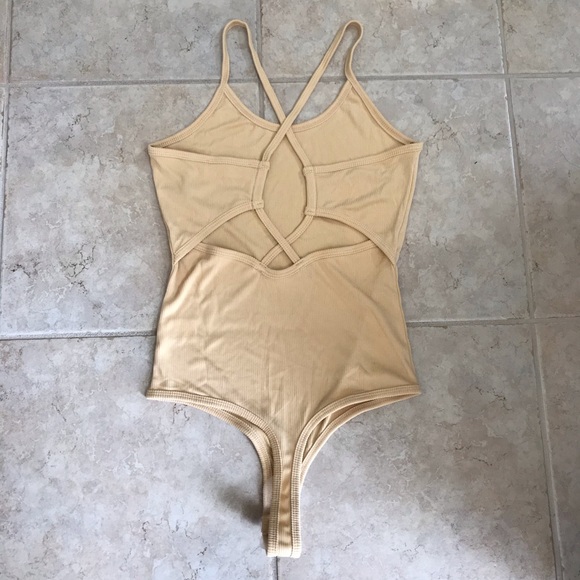 NWOT DoubleZero Light Yellow Strappy Back Bodysuit - Picture 6 of 7